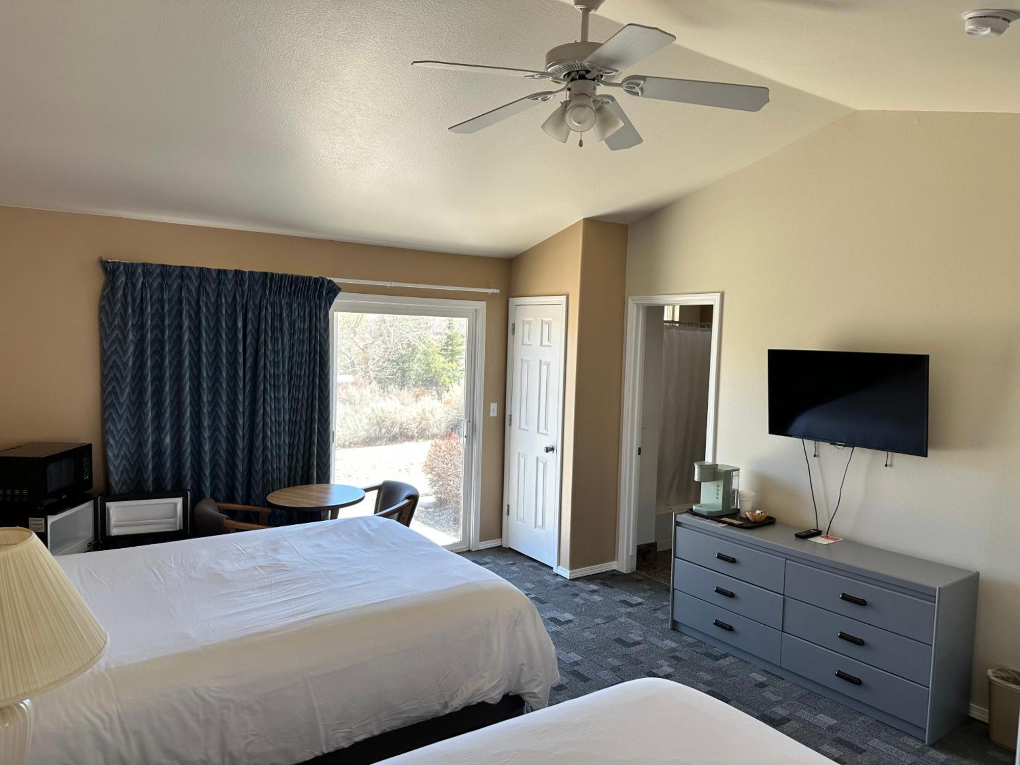 Meadowcliff Lodge Coleville Bagian luar foto